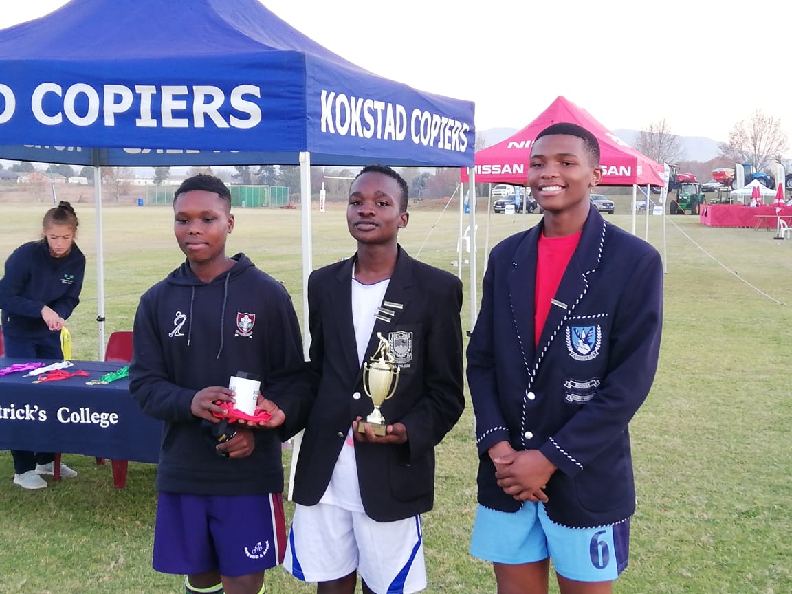 Siso Mbele One of three Best Hockey players