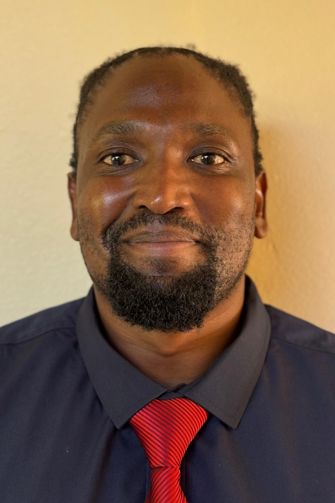 Khanyisile Mdlankomo