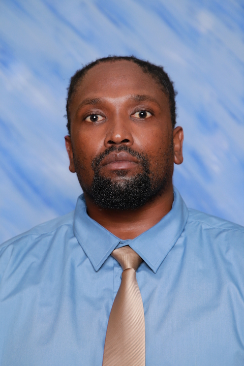 Khanyisile Mdlankomo